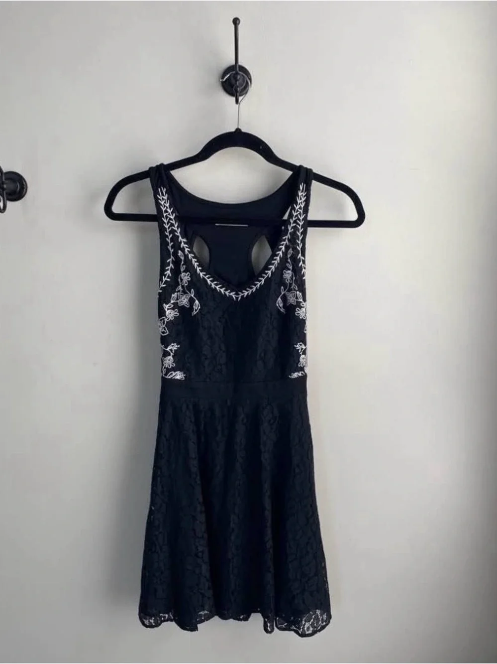 New Gentle Fawn Black Lace Fit-and-Flare Dress with White Embroidery